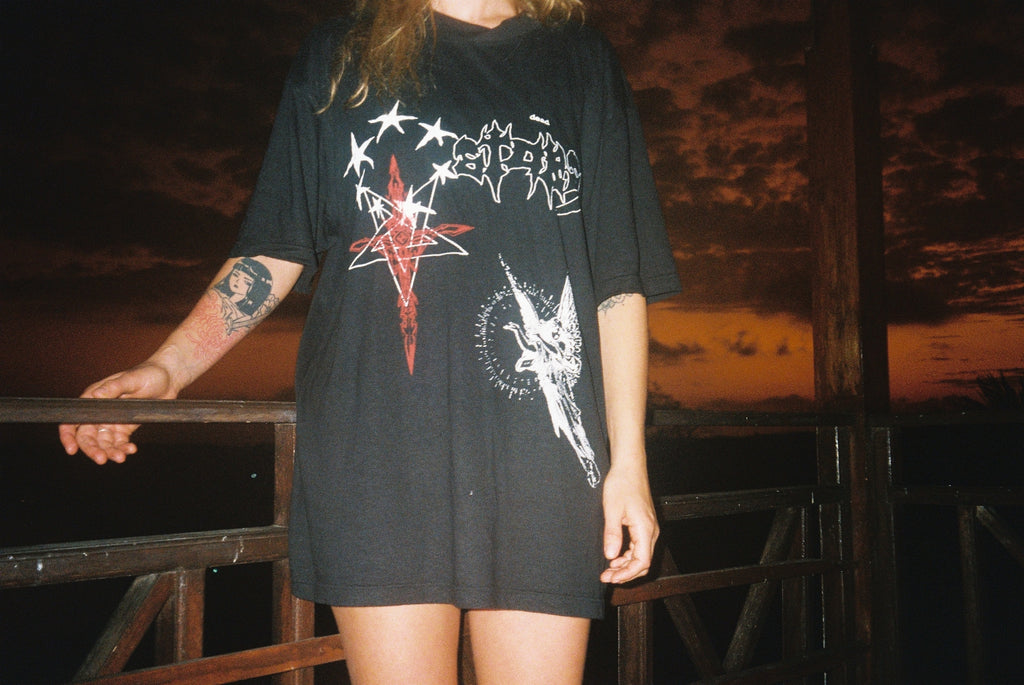 DEAD STARS TEE